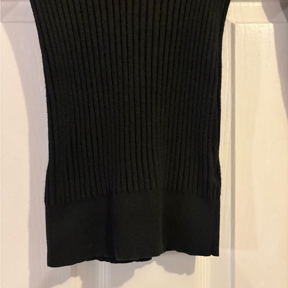 Victoria's Secret Black Ribbed Sweater - Picture 2 of 6